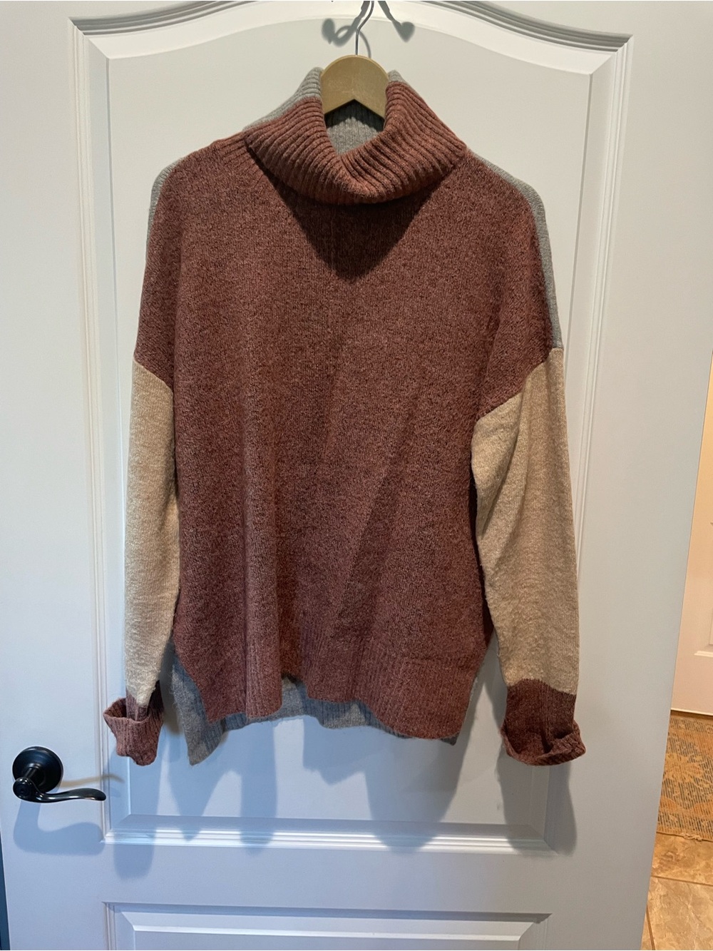 Colorblock Turtleneck Sweater in Brown & Cream